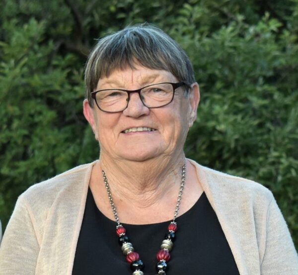 Gweneth (Gwen) Frances Guild